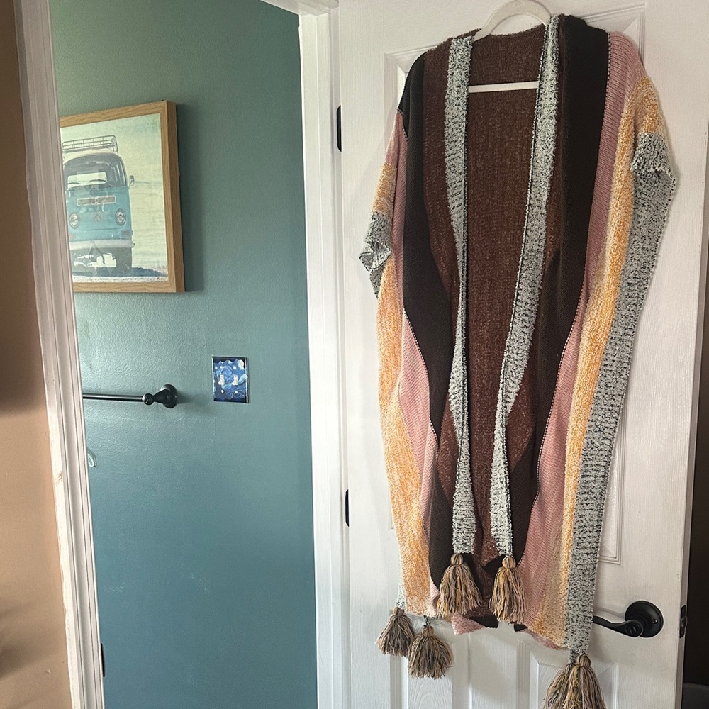 Boho Gypsy Chunky Knit Tassel Ruana Wrap Sweater Kimono Cardigan Poncho ONE SIZE